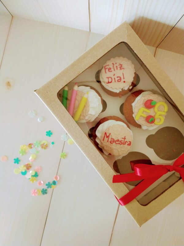 Caja Cupcake x6 Unidades Microcorrugado Feliz Día Del Maestro