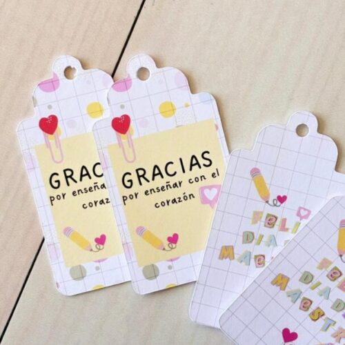 Tags/Etiquetas Pack x12 Unidades Feliz Día del Maestro