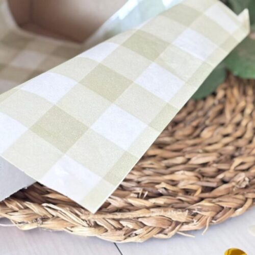 Papel Sulfito|Antigrasa|Seda Felices Fiestas Verde Cuadrillé.