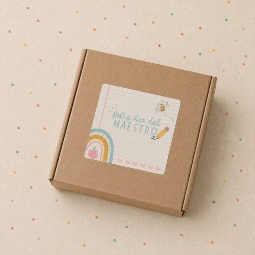 Caja Multipropósito con tarjeta autoadhesiva incluida.
